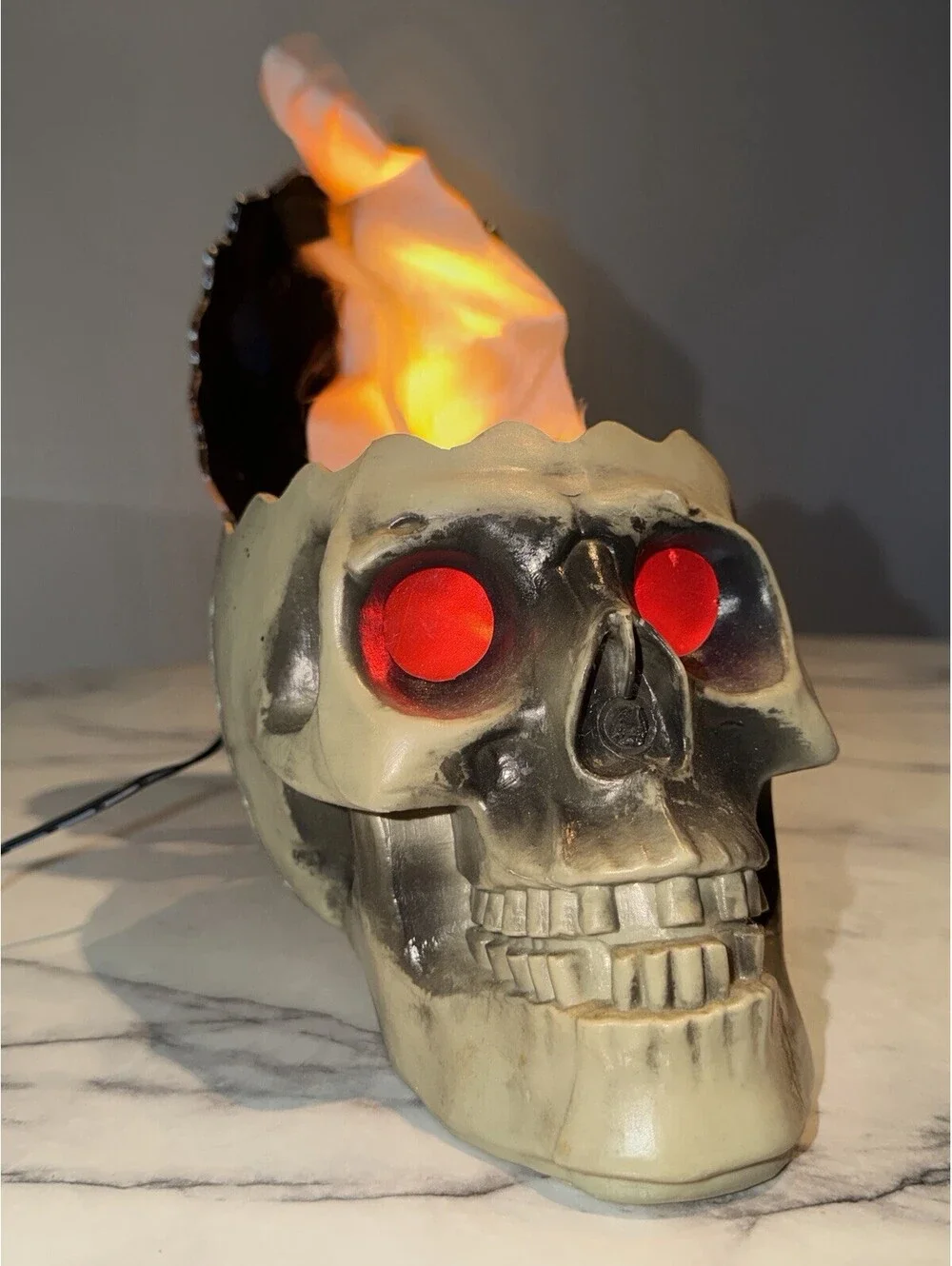 GEMMY Halloween Flaming Skull Electric Light Up Motion Vintage Boxed Prop